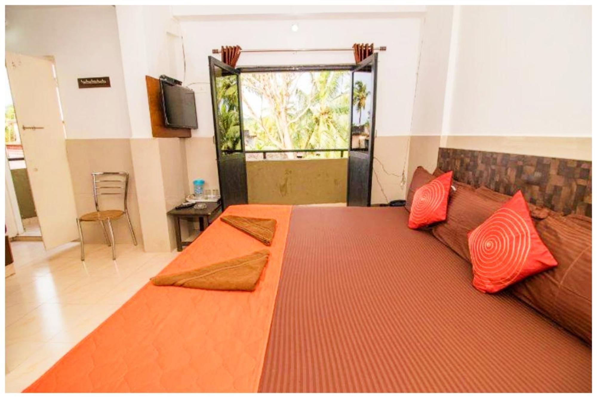 Hotel Premium Travellers # Inn Near Temple - Fully Air Conditioning Hotel - Hygiene And Spacious Room - A Top Rated Luxuary Hotel Merces Εξωτερικό φωτογραφία