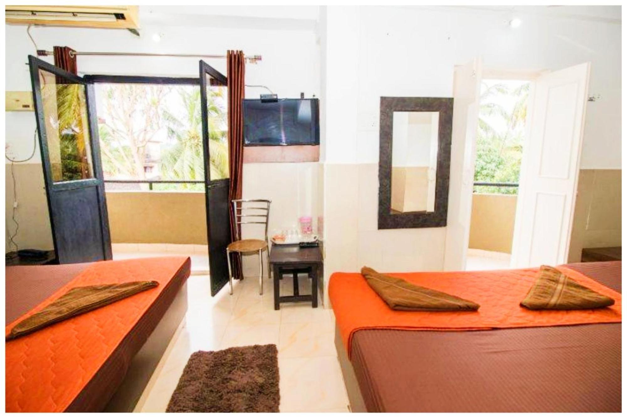Hotel Premium Travellers # Inn Near Temple - Fully Air Conditioning Hotel - Hygiene And Spacious Room - A Top Rated Luxuary Hotel Merces Εξωτερικό φωτογραφία