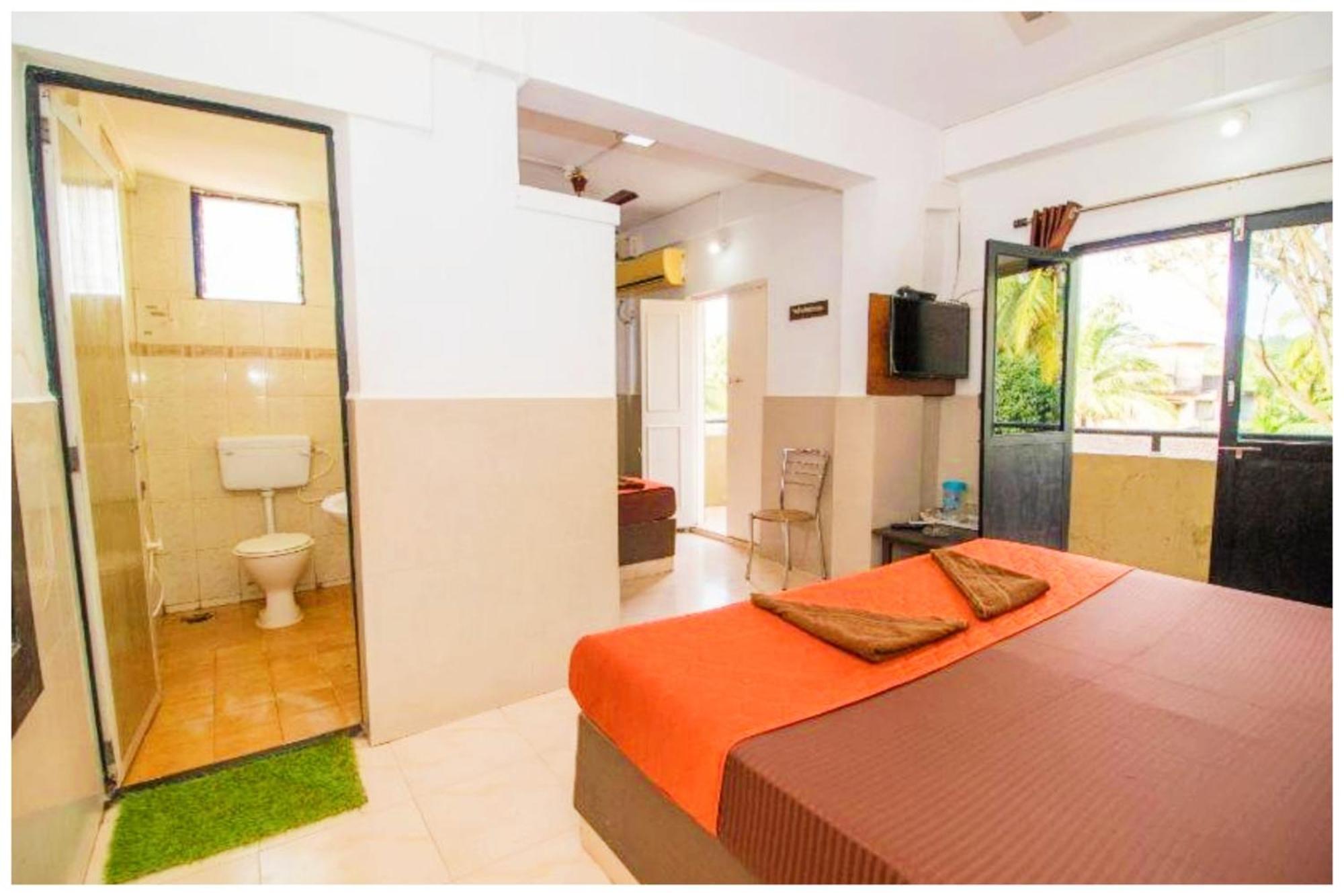 Hotel Premium Travellers # Inn Near Temple - Fully Air Conditioning Hotel - Hygiene And Spacious Room - A Top Rated Luxuary Hotel Merces Εξωτερικό φωτογραφία